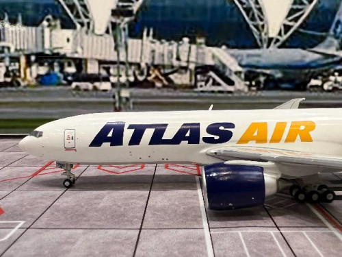Gemini Jets 1:400 Atlas Air 777-200LRF N703GT GJ2294 [Width 16 Length 17 Height 5 cm] 3