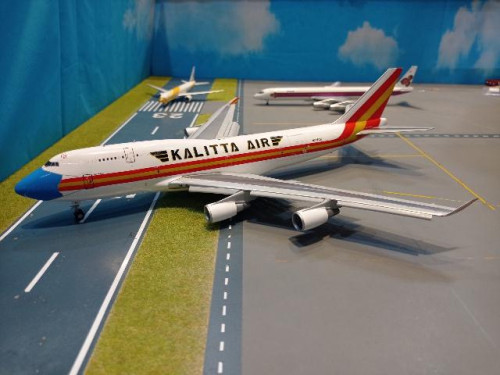 XX20120A 1:200 Kalitta Air 747-400(BCF) Mask FD N744CK [Width 30 Length 35 Height 6 cms]