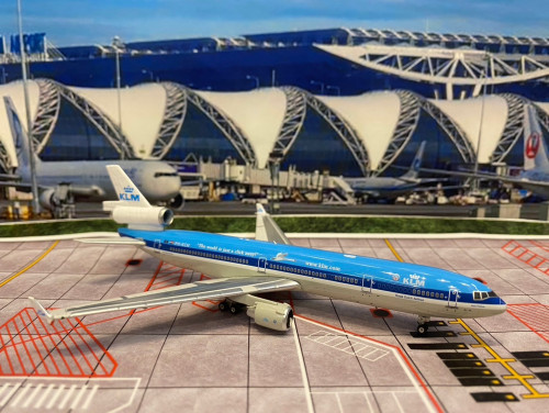 Phoenix PH1903 1:400 KLM MD-11 PH-KCH [Width 12 Length 15 Height 4.5 cm] 1