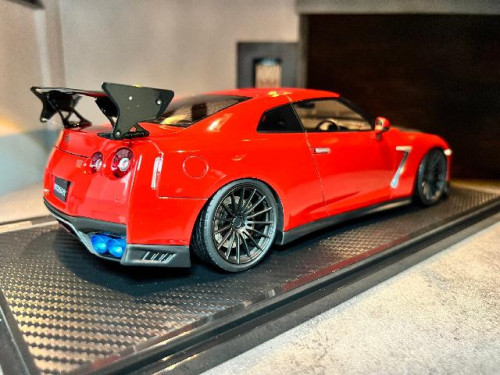 Ignition [IG1759] 1:18 Nissan GT-R35 Premium Edition Red [Width 10 Length 25 Height 7 cm] 3