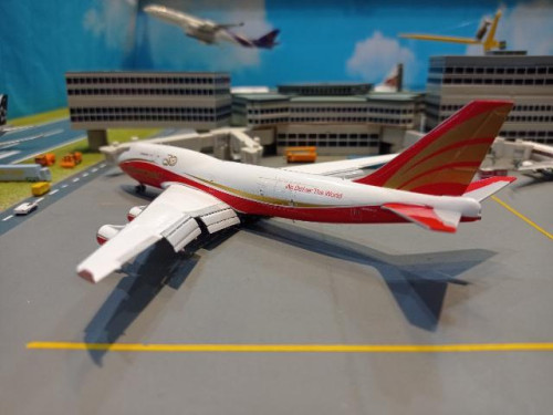 LH4278A 1:400 National 747-400BCF 30th FD N936CA [Width 16 Length 16.5 Height 4.5 cms] 3