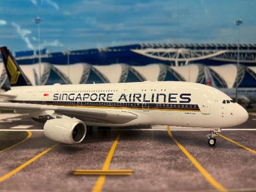 JFOX 1:200 Singapore Airlines A380 9V-SKZ JFA380002 [Width 41 Length 38 Height 12 cm] 2