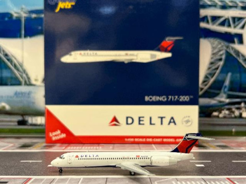 Gemini Jets 1:400 Delta 717-200 N947AT GJ2361 [Width 7 Length 9.5 Height 2 cm]