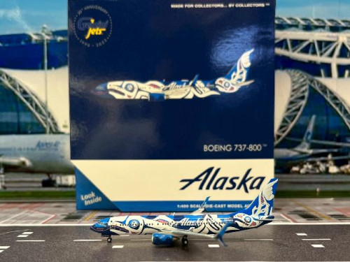 Gemini Jets 1:400 Alaska 737-800S N559AS ”Salmon People” GJ2213 [Width 9 Length 9.5 Height 3 cm]