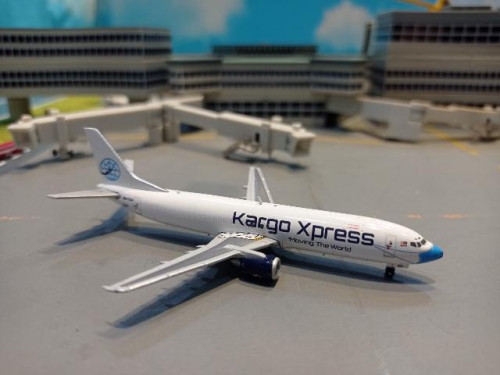 JCWings XX4495 1:400 Kargo Xpress 737-400(SF) Mask 9M-KXA [Width 7 Length 9 Height 2.5 cms] 1