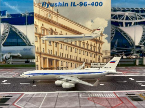  Phoenix 1:400 Russia IL-96-400 RA-96104 PH1980 [Width 15 Length 13.5 Height 4 cms]