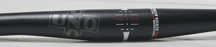 แฮนด์ตรงอลู UNO รุ่น 7000 series 720mm 1