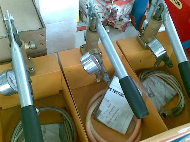 ปั๊มเทสก์ท่อ Pressure Testing Pump /2.5,4.0,6.3 MPA