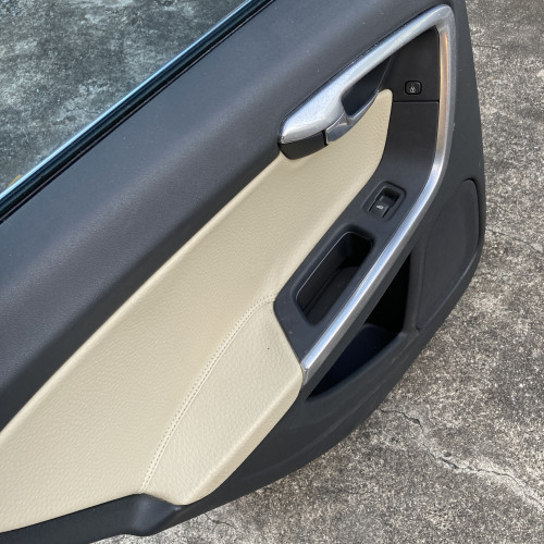 VOLVO S60 2012-2015 ประตูหลังซ้าย 5