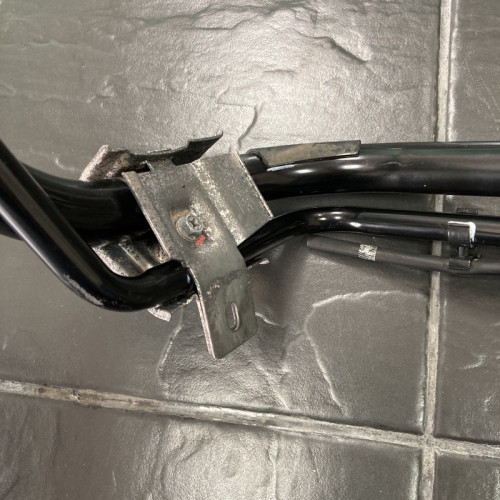 FORD FOCUS MK3 2012-2015 ฝาและท่อถังน้ำมัน 3