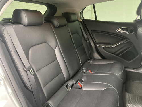 2016 จด 2017 MERCEDES BENZ W156 GLA 200 6