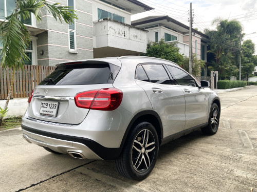 2016 จด 2017 MERCEDES BENZ W156 GLA 200 3