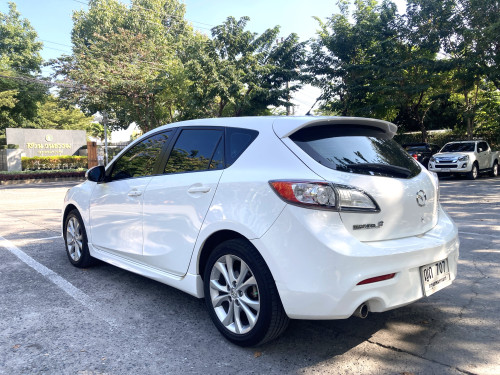 2011 MAZDA 3 2.0 5D มือเดียว 130,000 กม.เท่านั้น สวยๆ พร้อมใช้ 1