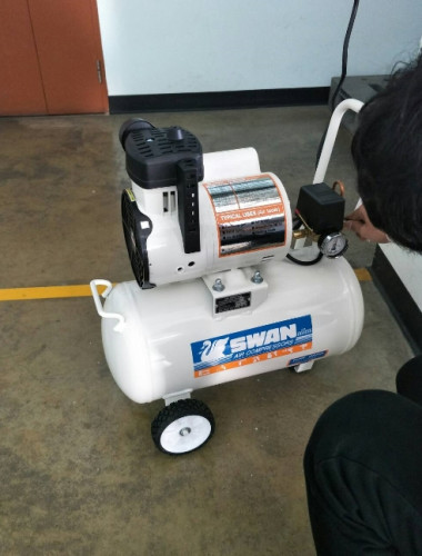 ปั๊มลมสวอนแบบไม่ใช้น้ำมัน swan oilfree compressor DR-115-22L