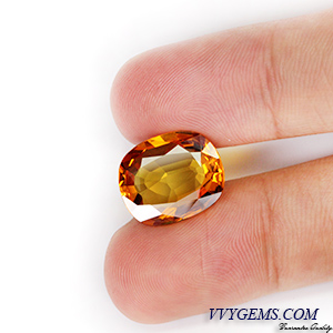 บุษราคัม(Yellow Sapphire) 10.10 กะรัต แม่โขงทอง IF 3