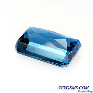 สวิสบลูโทแพซ (Swiss Blue Topaz) 20.33 ct 2