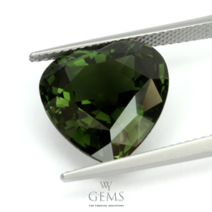 ทัวร์มาลีน (Tourmaline) 9.33 กะรัต หัวใจ เขียวเข้ม 1