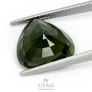 ทัวร์มาลีน (Tourmaline) 9.33 กะรัต หัวใจ เขียวเข้ม 2