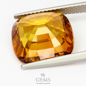 [GIT Certified]บุษราคัม(Yellow Sapphire) 10.08 กะรัต ทรงคุชชั่น แม่โขงอ่อน IF 2
