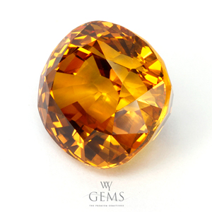 บุษราคัม(Yellow Sapphire) 8.06 กะรัต รูปไข่ แม่โขงอ่อน 1