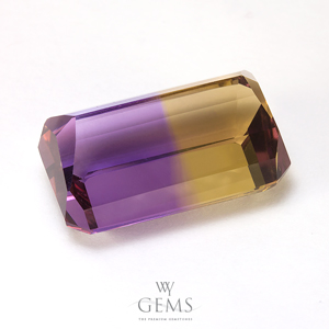 อเมทริน (Ametrine) 22.96 ct 2