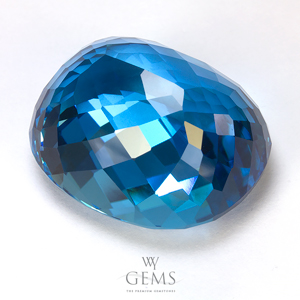 ลอนดอนบลูโทแพซ (London Blue Topaz) 62.15 ct 2