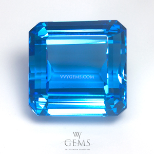 สวิสบลูโทแพซ (Swiss Blue Topaz) 20.09 กะรัต  เม็ดใหญ่สี่เหลี่ยมสีเข้ม