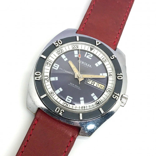 CORDURA Sea-Gull 1970s Swiss Made Automatic Date ขนาด 42 mm. | World Wide Watch Shop