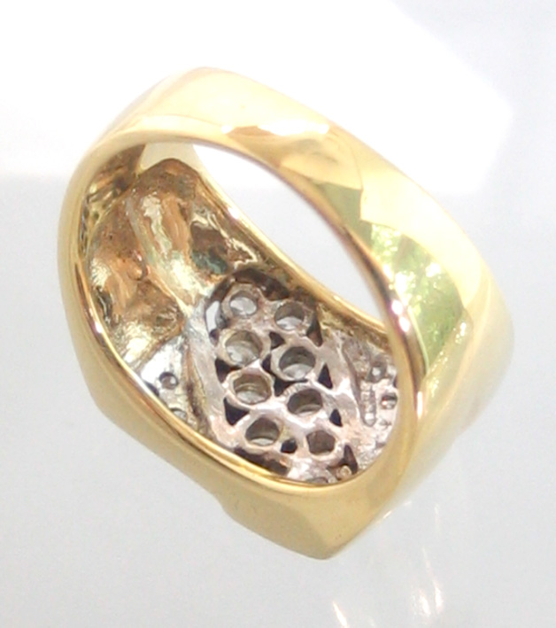 แหวนทองคำดีไซน์ประดับเพชรแท้ขนาดรวมน้ำหนัก 0.90 กะรัต เบลเยี่ยมคัตไฟดีไม่มีตำหนิ ตัวเรือนทอง 90 น้ำ 3