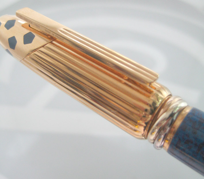 ปากกาหมึกซึม Cartier panthere laq blue fontain classic  for man, lady ปากเป็นทอง 18k (750) size F ตั 7