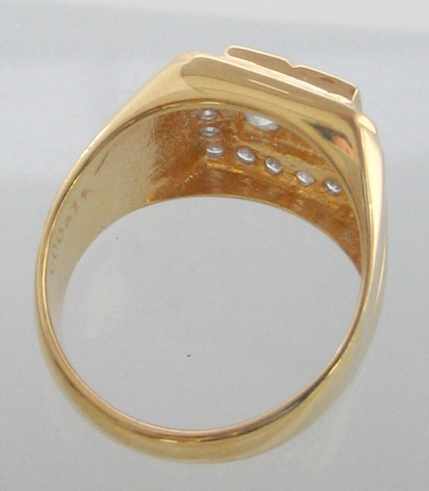 แหวนทองประดับเพชรแท้เม็ดหลักขนาด 0.13x4 กะรัต เม็ดรอง 0.025x20 เม็ด น้ำขาวไฟดีไม่มีตำหนิ ตัวเรือนทอง 4