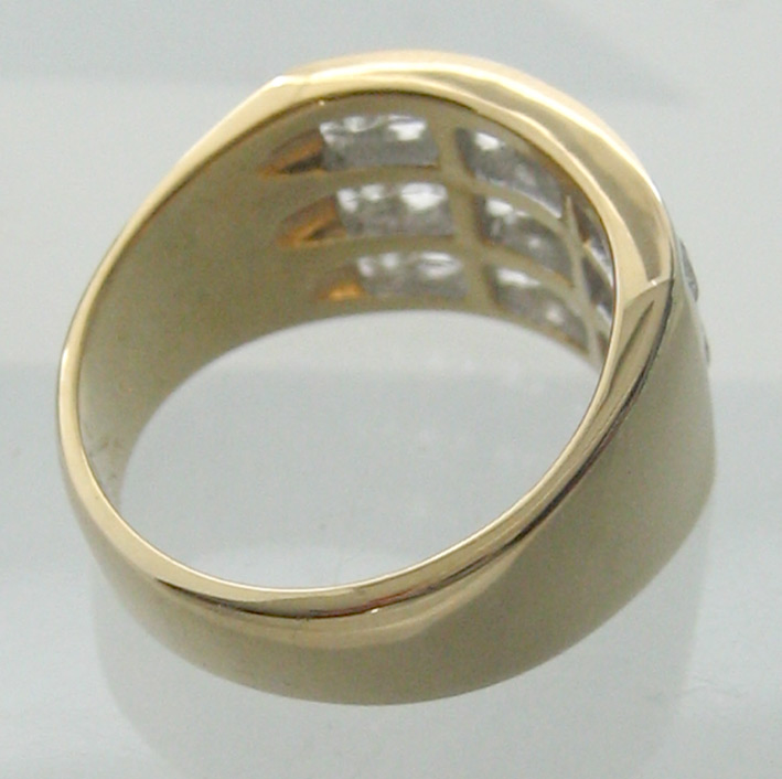 แหวนทองคำประดับเพชรแท้ขนาด 0.12x18 กะรัต เบลเยี่ยมคัตไฟดีไม่มีตำหนิ น้ำขาว 97 ตัวเรือนทอง 90 น้ำหนั 5
