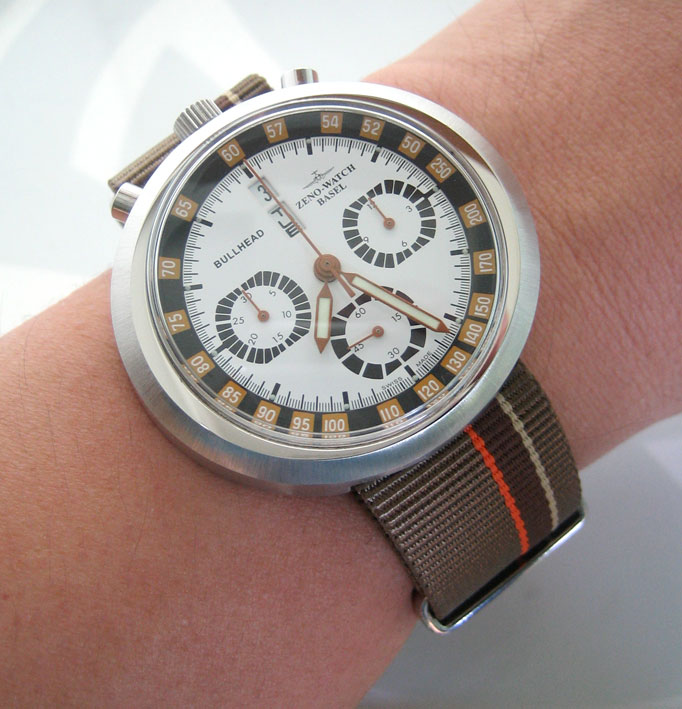ZENO watch basel BULLHEAD auto chronograph ขนาด king size 43x46 หน้าปัดขาวบอกวันและวันที่ ขอบวงในบอก 6