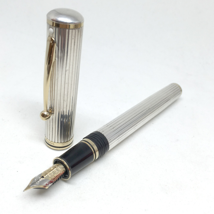 CHEAFFER\'S 1980 Spacial Foutain pen ปากเขียนทอง 18k (750) ตัวด้าม Silver sterling 925 ลายเส้น สภาพส