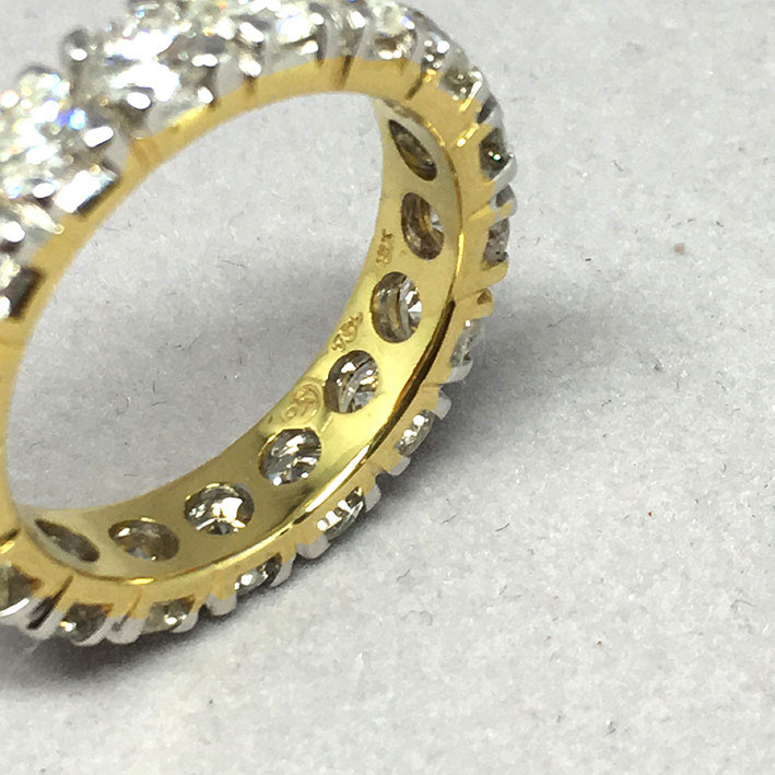 แหวนทองคำประดับเพชรแท้ฝังเตย ขนาดเพชร 0.30x17 กะรัต น้ำขาวสวยไฟดี ตัวเรือนทอง 90 น้ำหนักช่างรวม 8 ก 7