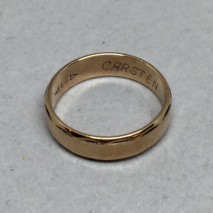 แหวนทองรูปทรงเกลี้ยง Pink gold 9k (373) england  ขนาดวงนิ้ว 67 ลายกว้าง 5 mm น้ำหนักช่างรวม 3.7 กรัม