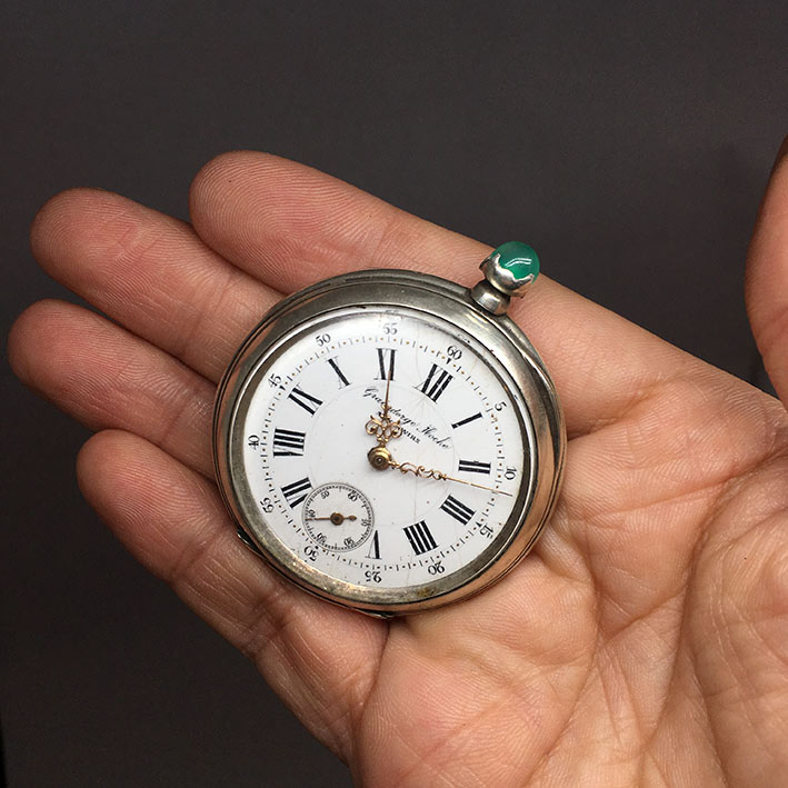 นาฬิกาพกไขลาน Pocket watch GRAINDORGE HOCHE 1930 ขนาดตัวเรือน 848mm หน้าปัดขาวกระเบื้องพิมพ์โรมันดำใ
