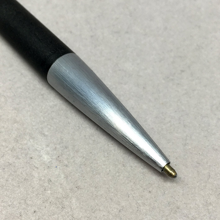 ปากกาหมึกหมึกแห้ง MONTBLANC Classic (เสือซ่อนเล็บ) Ball point 1990 ตัวด้ามอครีลิคดำพ่นทรายด้าน ชุดเห 2