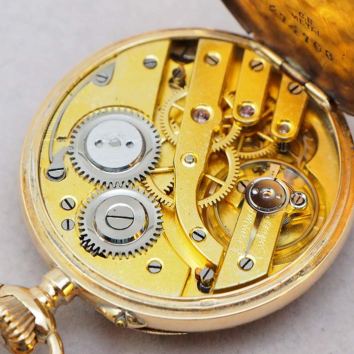 นาฬิกาพกทองคำยุคปี 1900 หน้าปัดกระเบื้องแท้พิมพ์อารบิคดำ เดินเวลาด้วยเข็มฉลุลาย 2 เข็มครึ่ง กระจกเซล 4