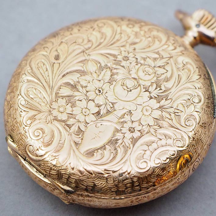 นาฬิกาพกทองคำ LONGINES Grand prix PARIS 1900 หน้าปัดกระเบื้องแท้พิมพ์อารบิคดำ เดินเวลาด้วยเข็มฉลุลาย 3