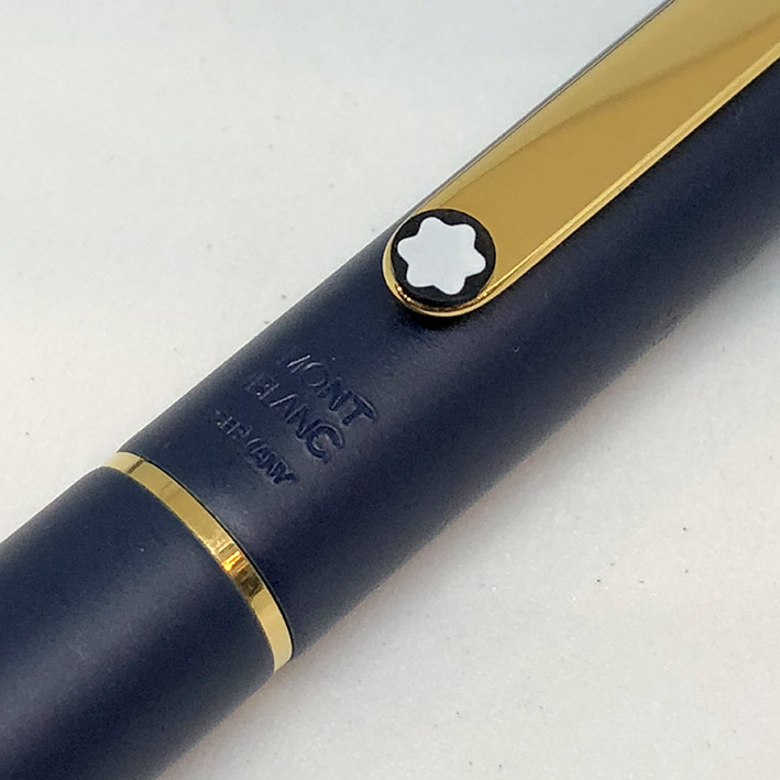 ปากกาหมึกหมึกซึม MONTBLANC Classic Fountain pen 1990 ตัวด้ามเคลือบสีน้ำเงินเข้มด้าน ชุดเหน็บทอง ระบบ 2