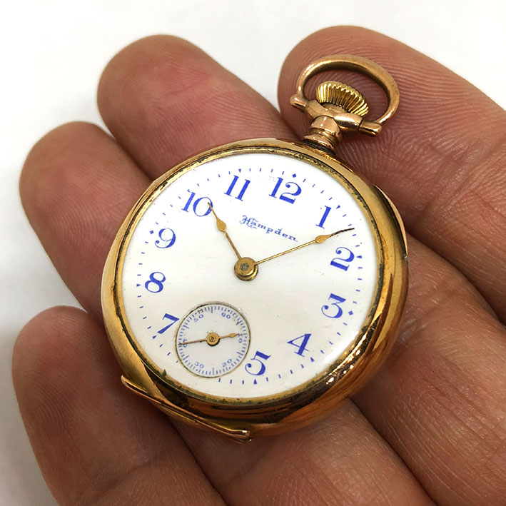 นาฬิกาพกไขลาน HAMPDEN pocket watch 1900 ขนาดตัวเรือน 32 mm หน้าปัดกระเบื้องขาวพิมพ์โรมันดำ เดินเวลา 4
