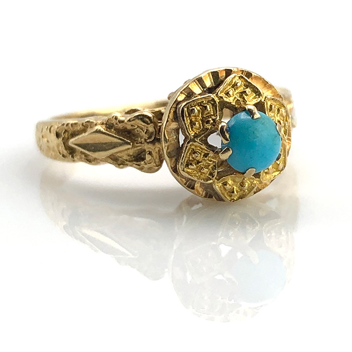 แหวนทองคำ Antique style ประดับหินเทอร์คอยส์ วัสดุตัวเรือนทอง 18k Yellow gold 750 น้ำหนักช่างรวม 4.5