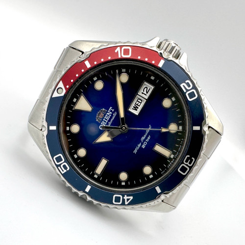 ORIENT Diver F692-UAV0 Automatic Day-Date ขนาดตัวเรือน 42 mm. (Fullset)