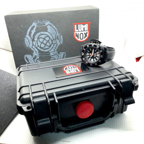 LUMINOX Deep Dive 500m Series 1500 Automatic Date Men's Watch ขนาด 44 mm. | World Wide Watch Shop 8