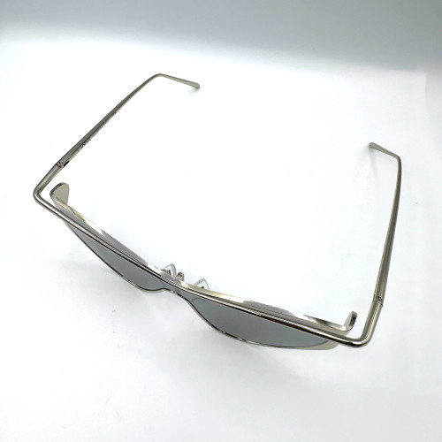 โปรดรอรายละเอียดของสินค้า 1