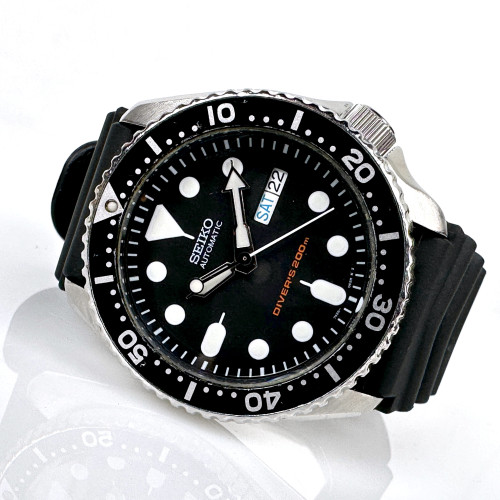 SEIKO Divers 200m 7S26-0020 ปี 2000 Day-Date Automatic ขนาดตัวเรือน 42.5 mm. (Pre-owned)
