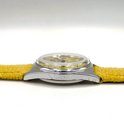 CITIZEN Snoopy Hand-Wound 4-230515E Manual Winding Size 30 mm. (Pre-owned) 4