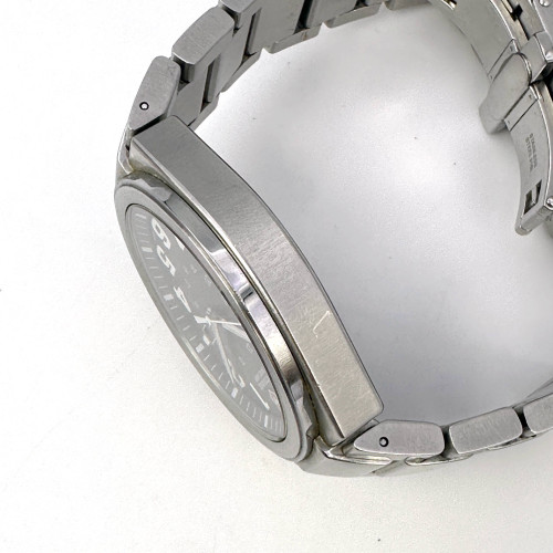 VICTORINOX Swiss Army Infantry 100m Quartz Date Size 42 mm. (Pre-owned) 3