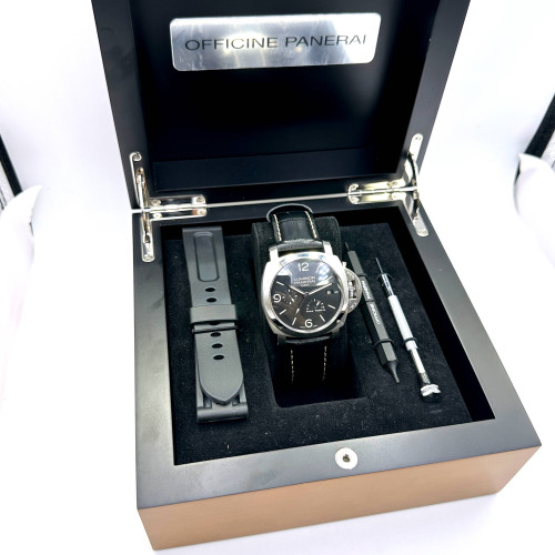 PANERAI Luminor GMT 1950 3 Days Limited 0397/1700 Auto Date Size 44 mm. (Pre-owned) 9